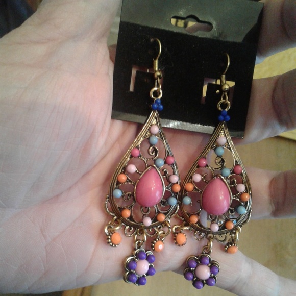 vu Jewelry - Whirlwind Multicolored Earrings dangle pink blue